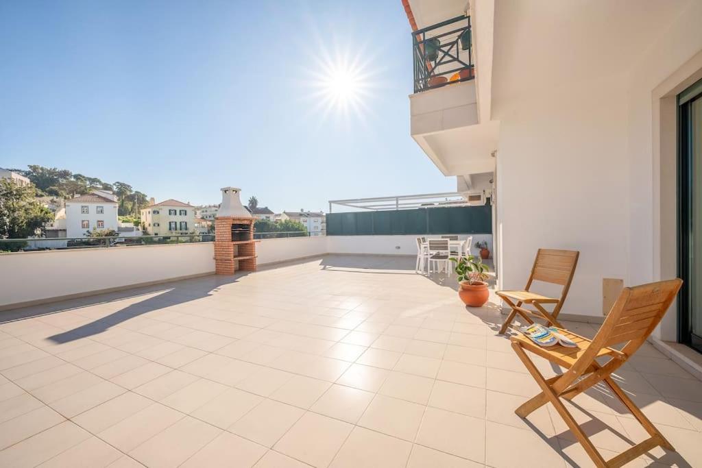 Sunny With Very Spacious Terrace Appartement